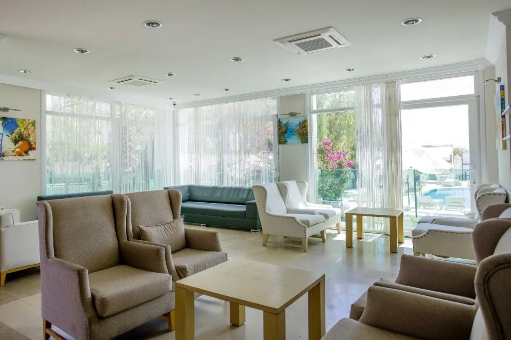 Dragut Point North Hotel