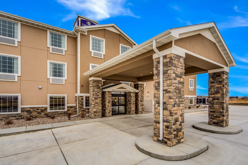 Cobblestone Hotel & Suites - Cozad