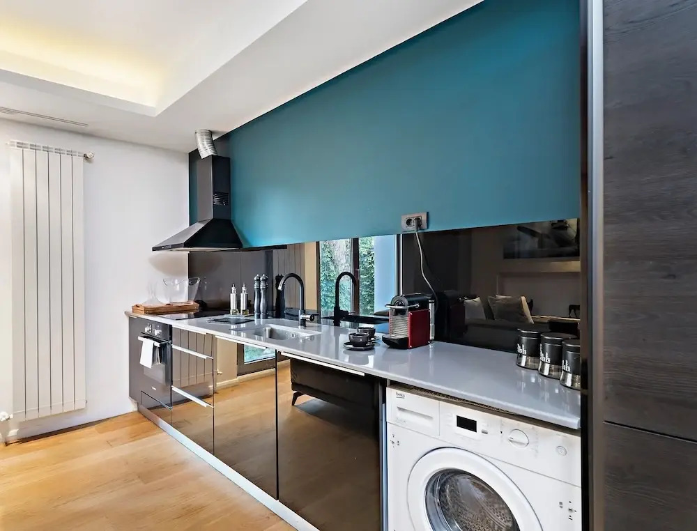 Vernescu Luxury Residence