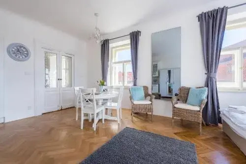 Kafka Apartment with bridge view