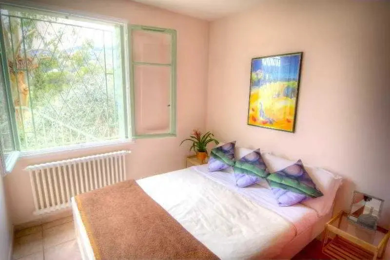 Villa Saint Exupery Gardens Hostel