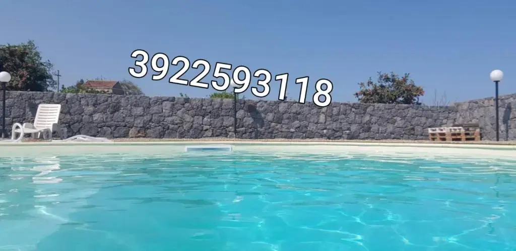 Il Rustico "con piscina in esclusiva o condivisa"