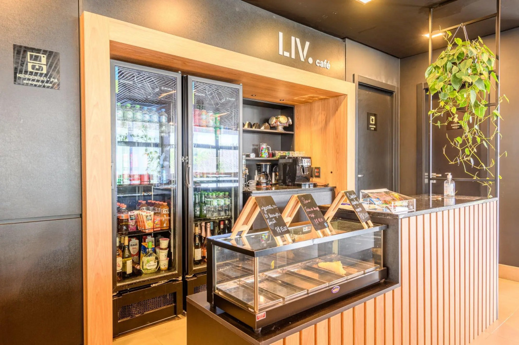 LIV - Apartment 1501