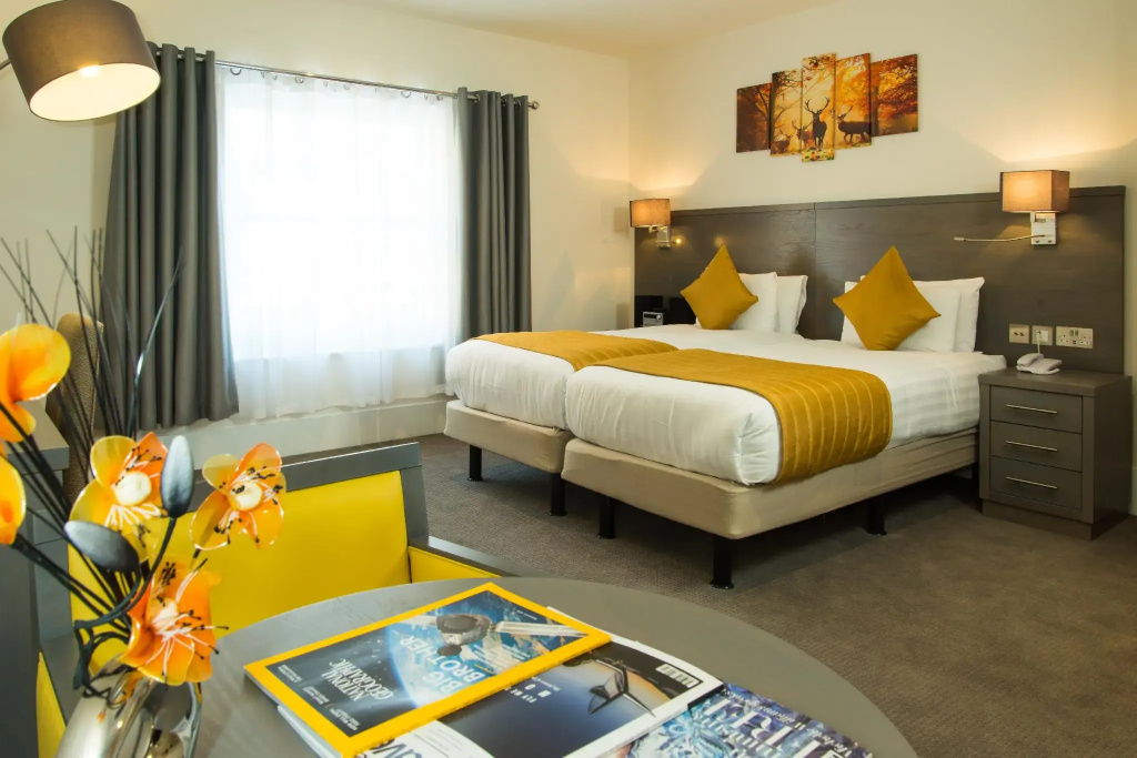 The Park City Grand Plaza Kensington Hotel