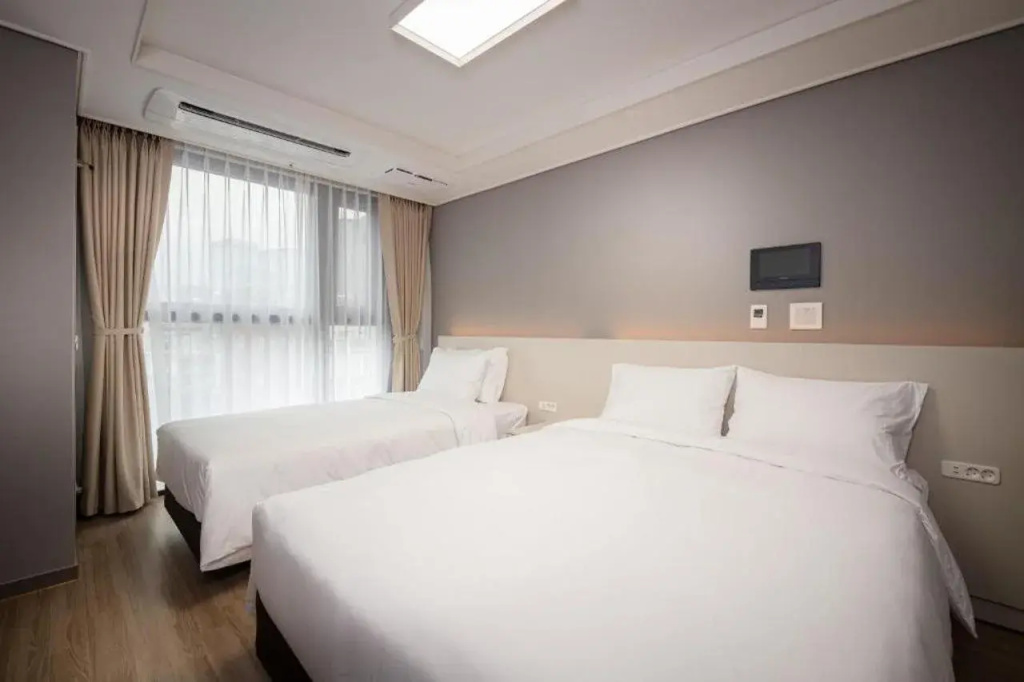 Sollago Myeongdong Hotel & Residence