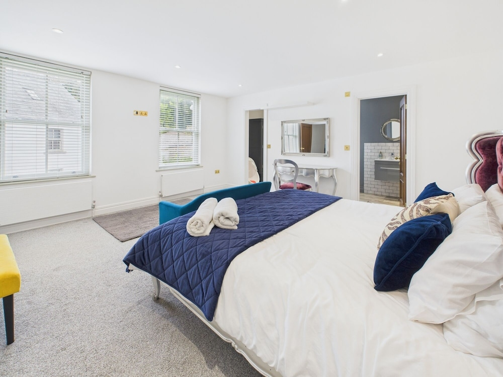 Harvax House