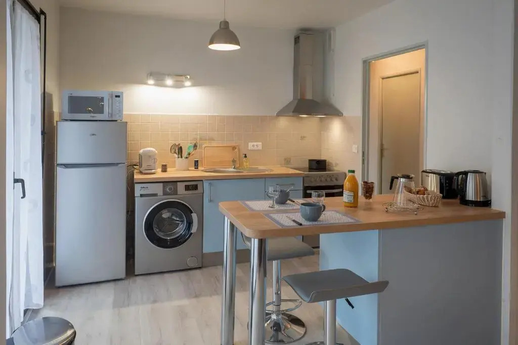 FIRMIN MARBEAU #13 - Espace citadin - 1 Chambre