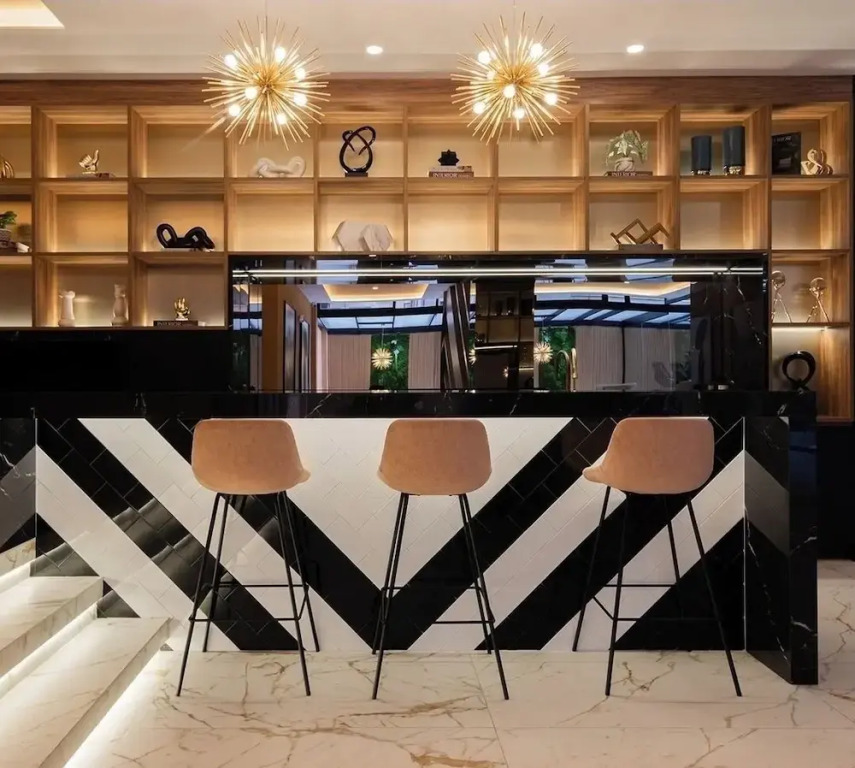 Xoe Mini-suites and Apartments