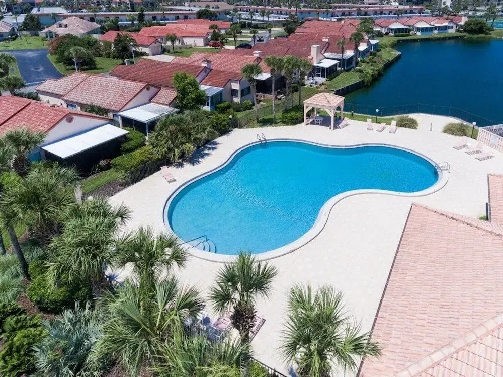 Casa Bella At Sea Place New 3 Bedroom Home by RedAwning