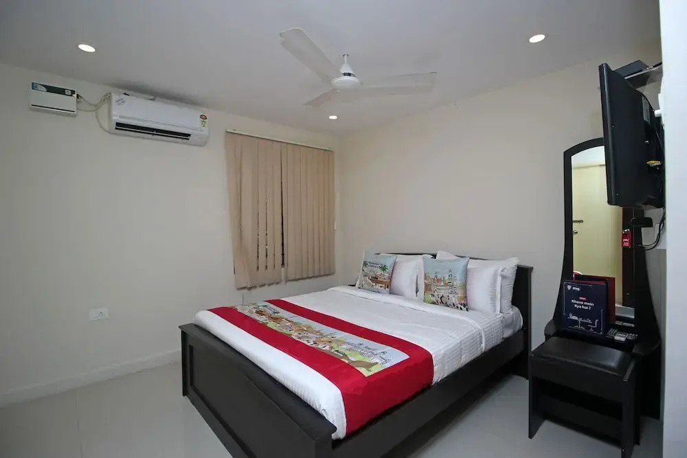 OYO Flagship 469 Nungambakkam Near US Consulate
