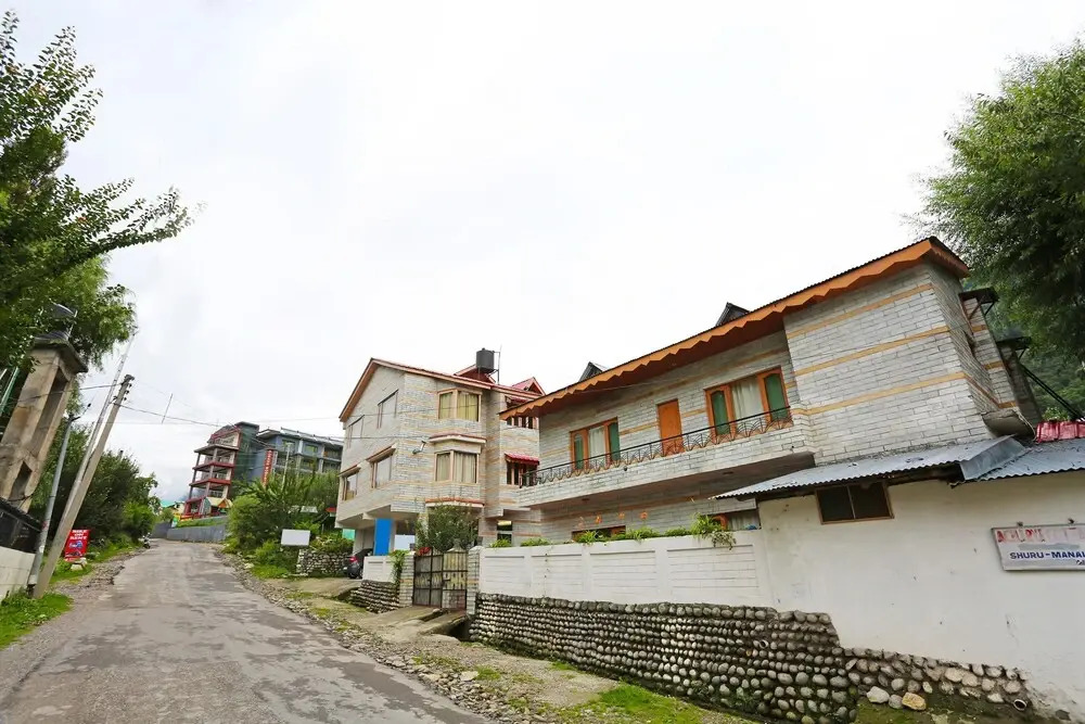 OYO 7138 Acharya Cottage