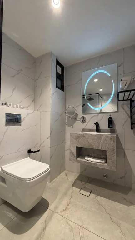 101 Tara-jre Jabal Al Lweibdeh Duplex Apartment