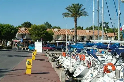 Hôtel du Port