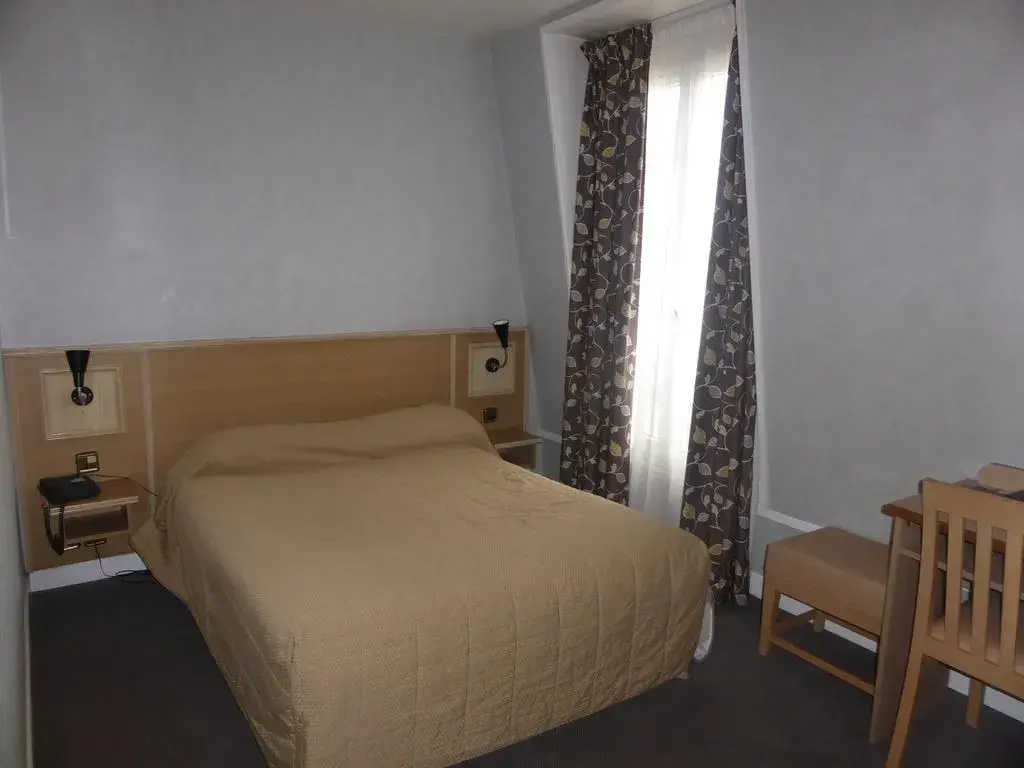 Hotel De Paris Saint Georges