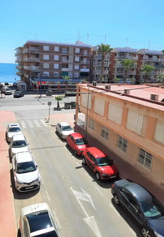 Precioso apartamento con ascensor a 80 metros del mar