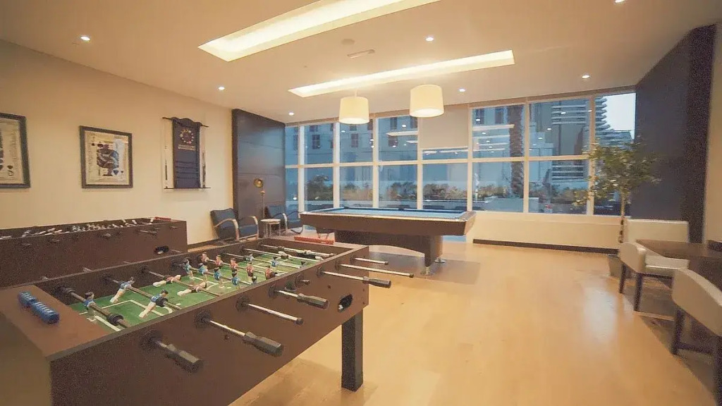 Dubai Marina beautiful apartment with water view