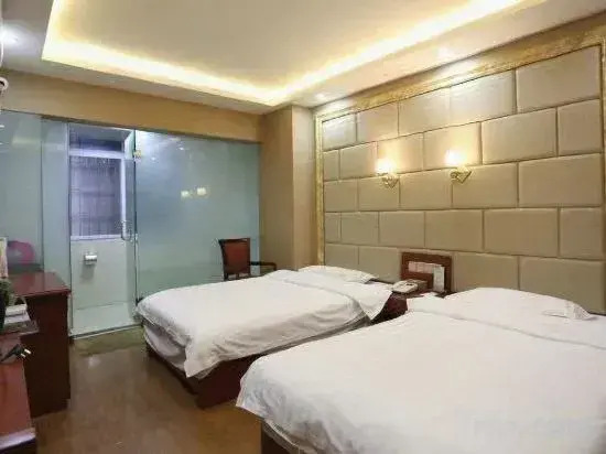 Yueyang Kuaileju Fashion Hotel (Bazi Gate High-speed Rail East Station)