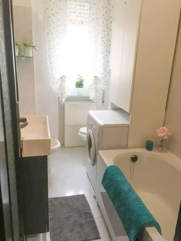 Cute 1 Bedroom Apartment in La Spezia