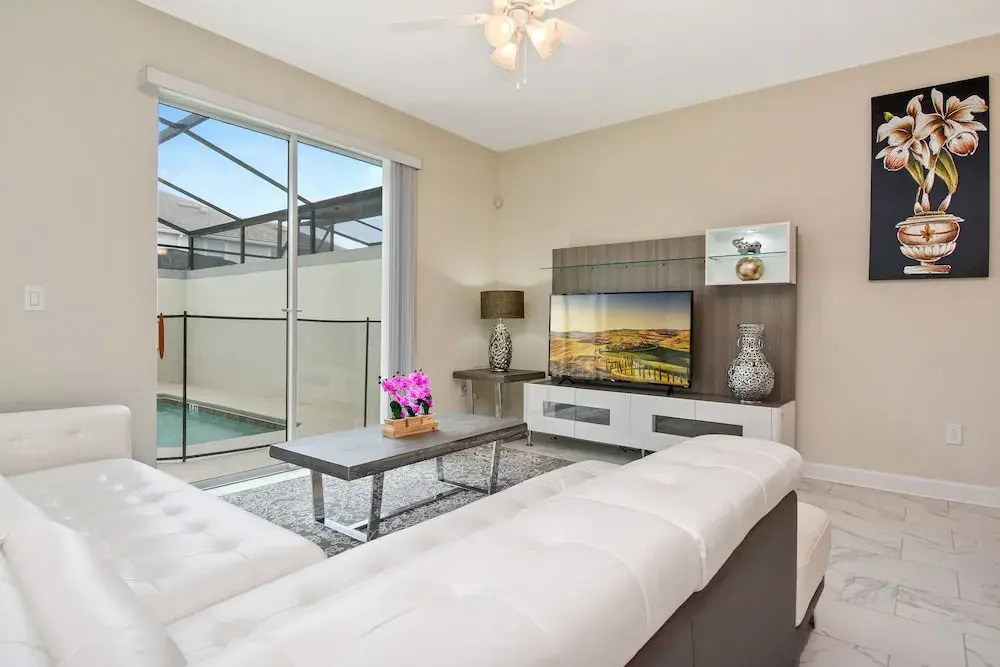 Four Bedroom close to Disney w/ Pool 4898