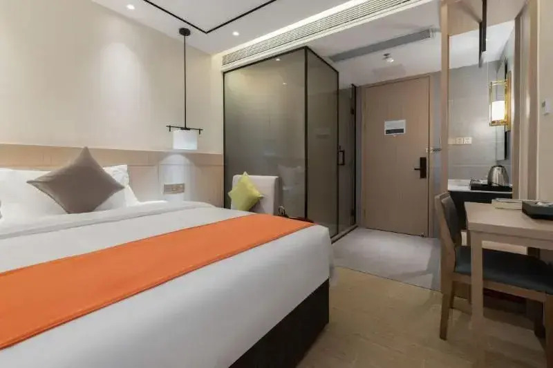 2020SMART Hotel (Sea World, Shui Wan MRT Station)