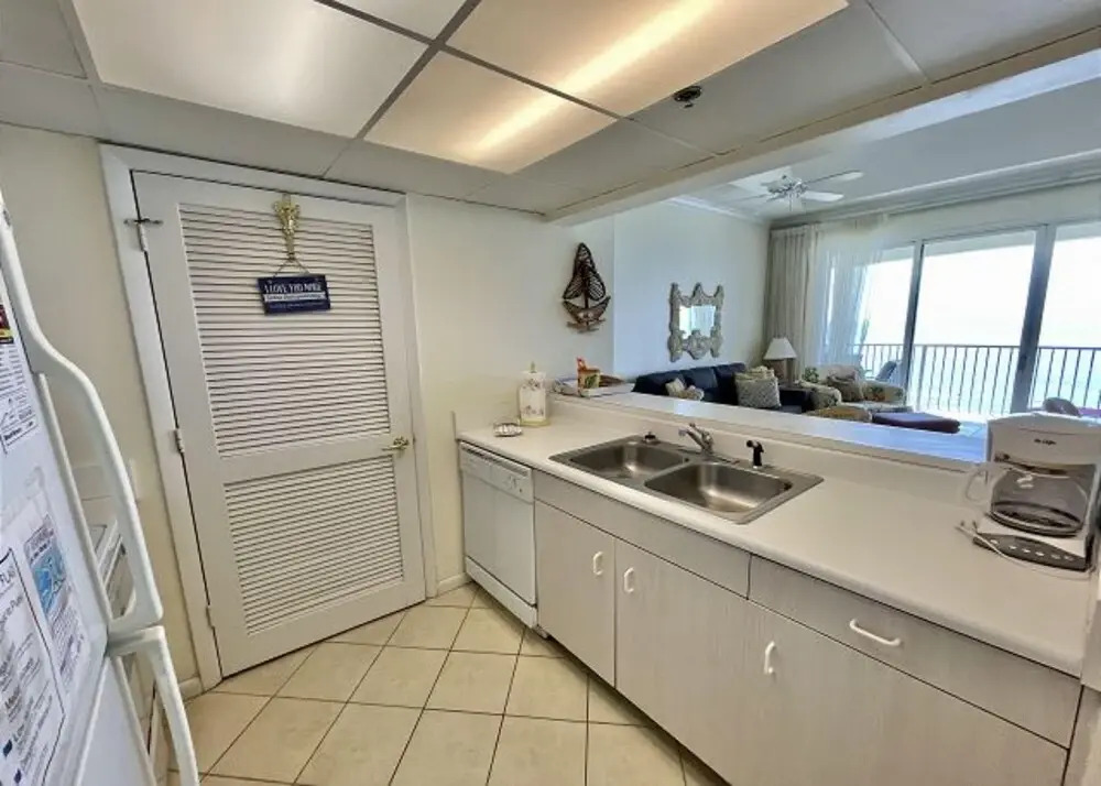 1405 Long Beach by Forehand Rentals