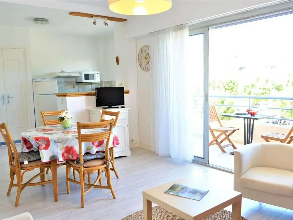 Appartement Cavalaire-sur-Mer, 3 pièces, 5 personnes - FR-1-226B-76