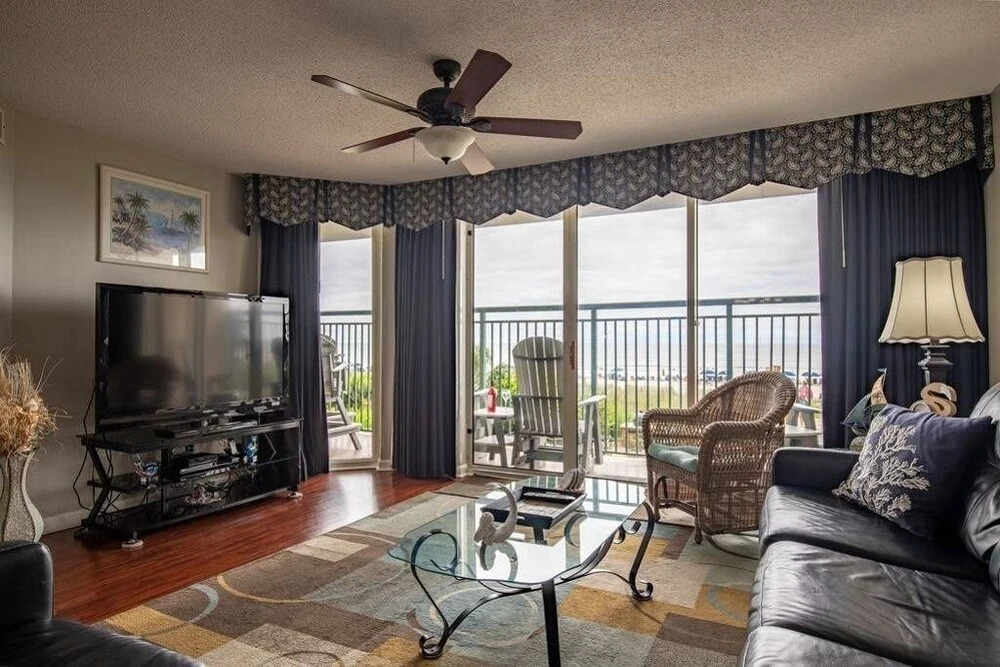 Windy Hill Dunes 104 3 Bedroom Condo by RedAwning, North Myrtle Beach