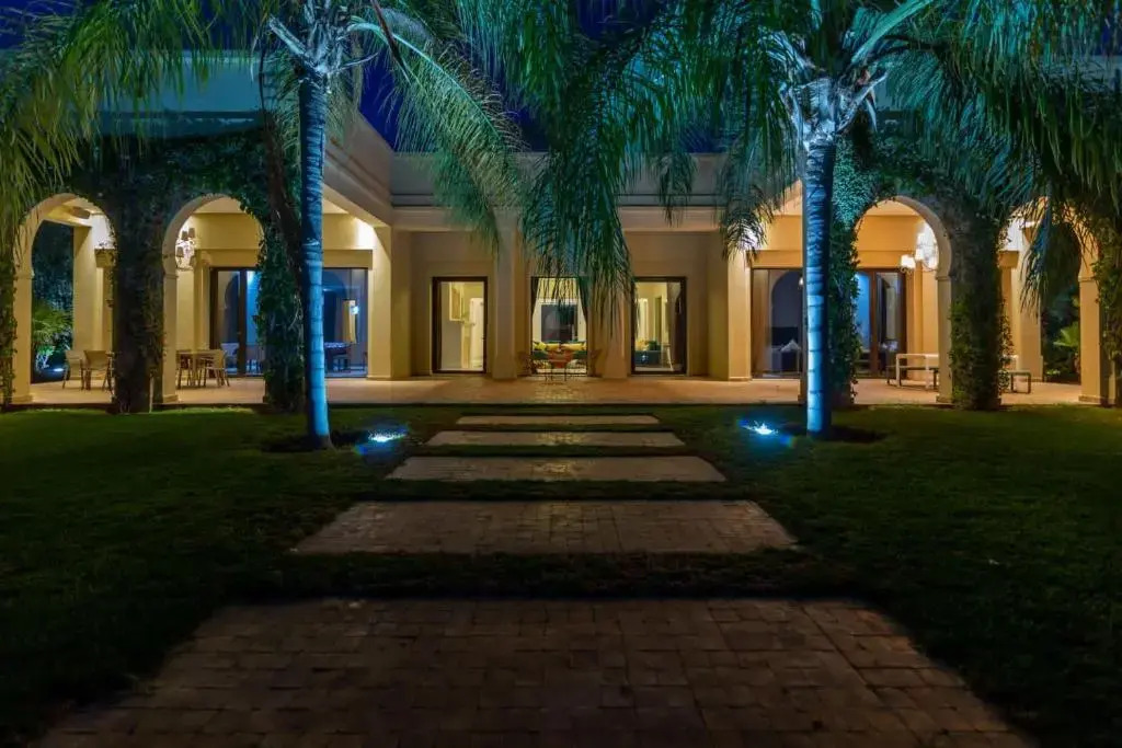Luxury villa coconut en pleine palmeraie de 8 suites