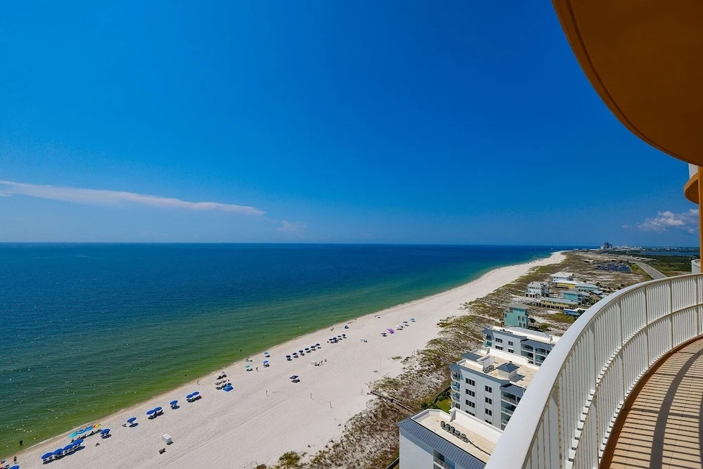 Phoenix Gulf Tower 1604 4 Bedroom Condo