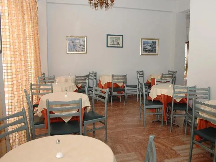 Koronis Hotel