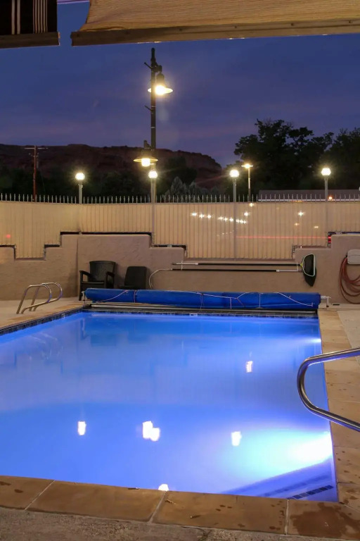 Bowen Motel