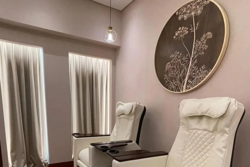 Bahrain Airport Hotel Airside Hotel for Transiting and Departing Passengers only