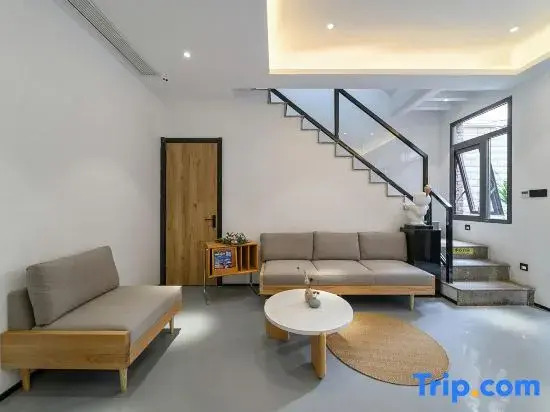 Yirenhai Audio and Video Homestay (Gulangyu Wujing Road Branch)