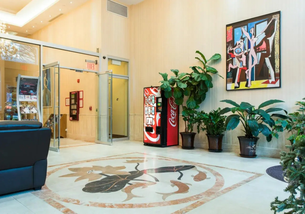 Asiatic Hotel - Flushing