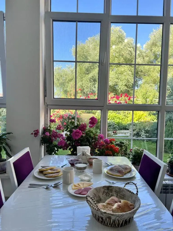 Guest House Dastan (Гостевой дом Дастан)