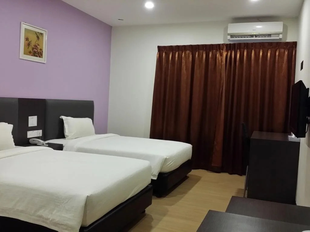 MJ Hotel