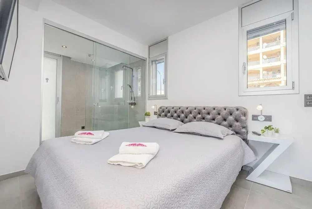 Apartment in Roses Near the Beach & Pool
