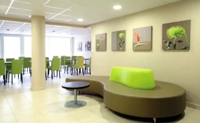 Park & Suites Confort Toulouse LHers