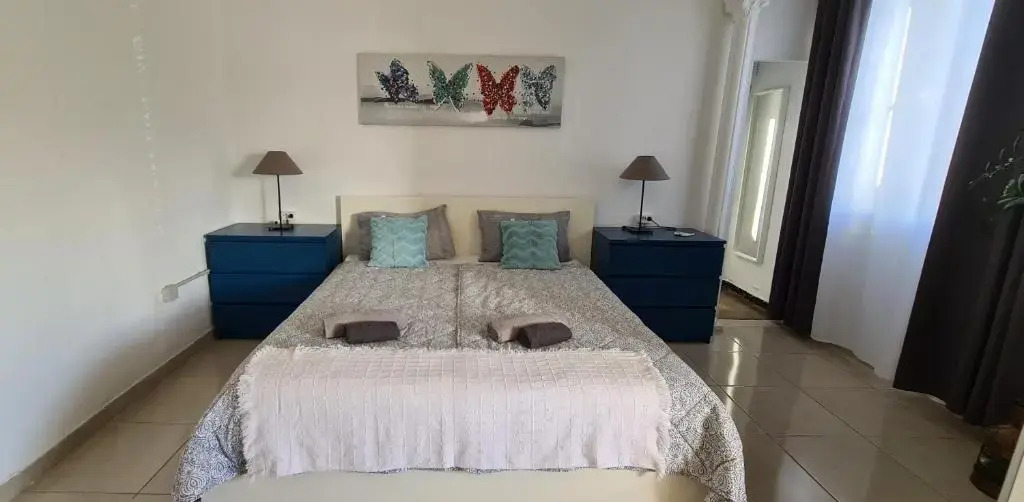 Francisco's Holiday Home