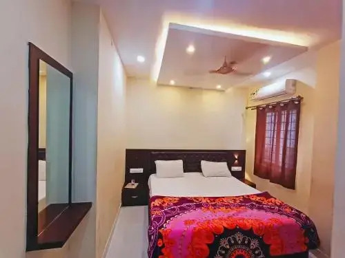Shrusti Lodge