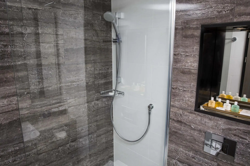 Crowne Plaza Basingstoke by IHG