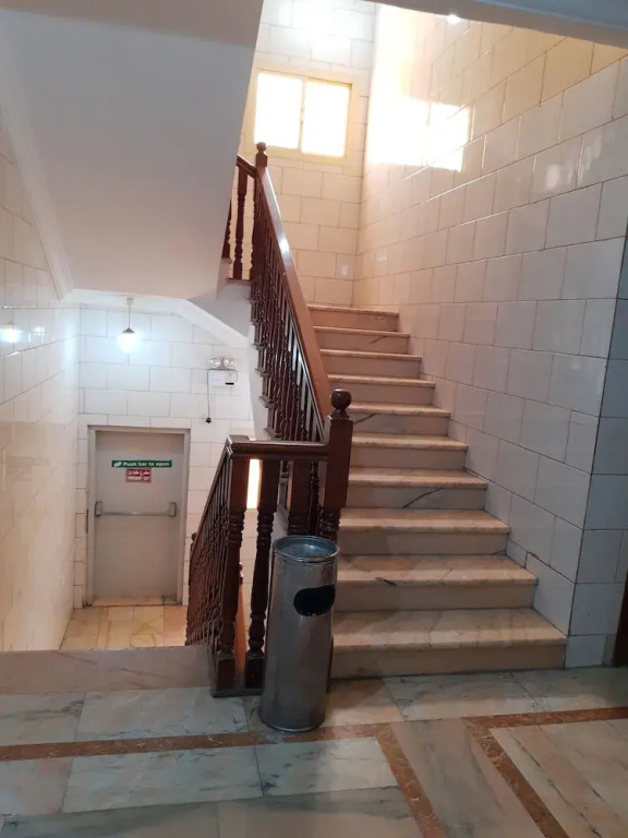 OYO 541 The Mar Furnished Apartments
