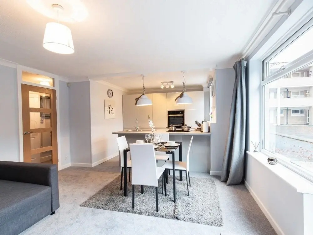 2-bedroom Apartment Woodgrange Court
