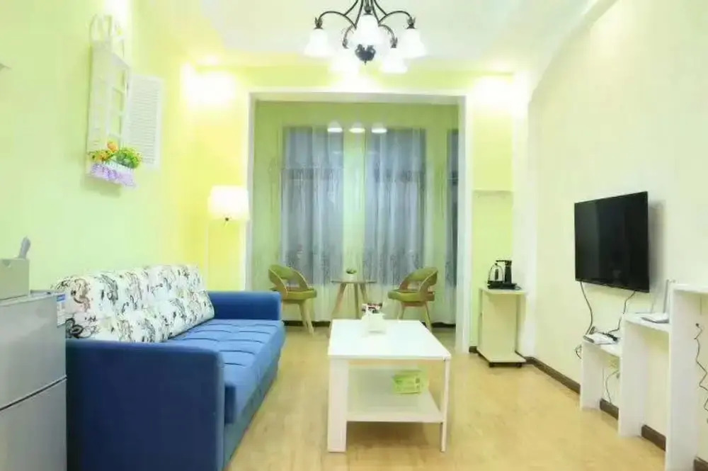 Xinhe Apartment