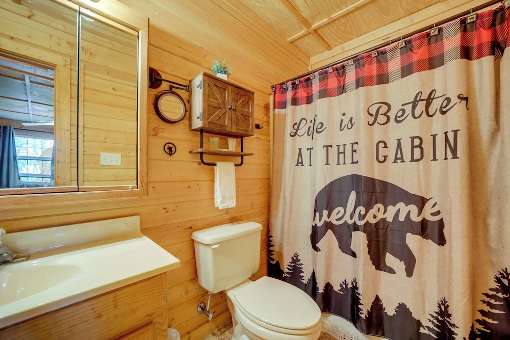 Bryson City Vacation Rental - Hot Tub & Lake Views