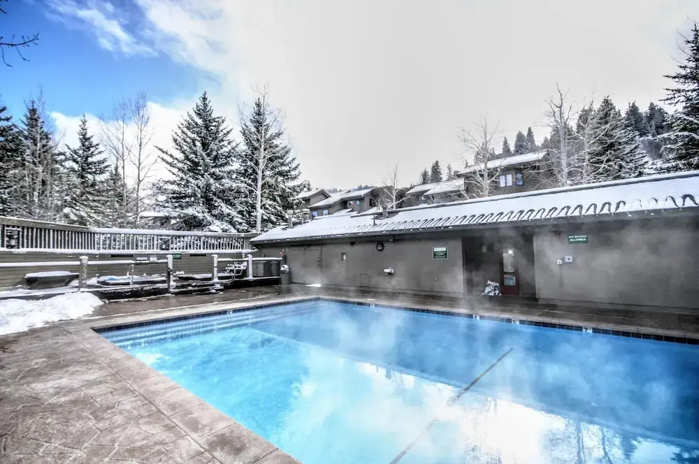 Lakeside 1687 by Park City Lodging