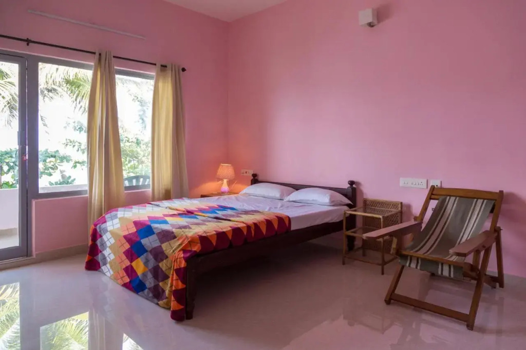 orchid lake view homestay