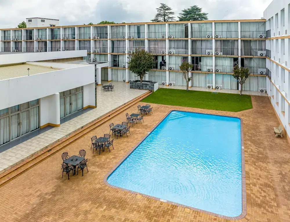 African Sky Ermelo Inn