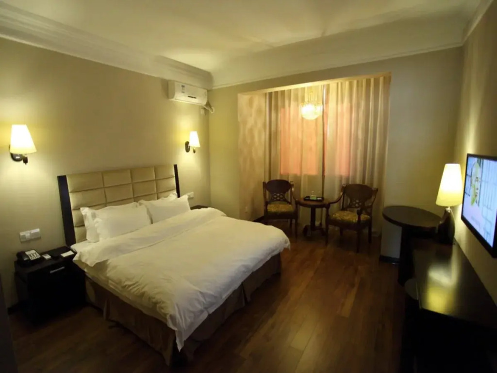 Camilla Business Hotel