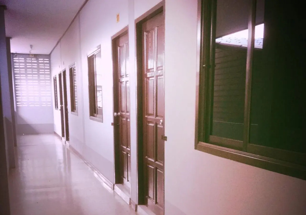 Pandinthong Apartment